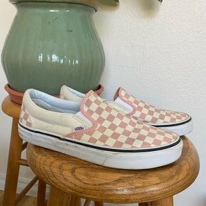 VANS USO CHECKERED SLIP ONS